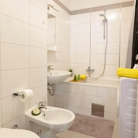 With Parking Space Podstrana, Split - 25292 Apartman *