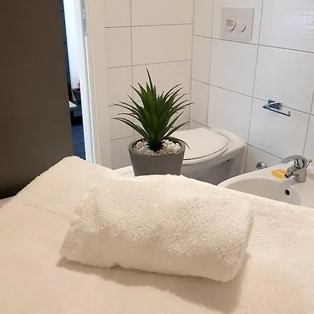 Apartman With Parking Space Podstrana, Split - 25292 *